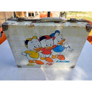Valise Vintage en Métal de Riri , Fifi et Loulou