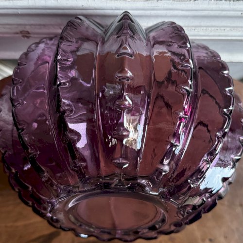 Vase à ailettes Murano Venise 1950 fond violet M3668