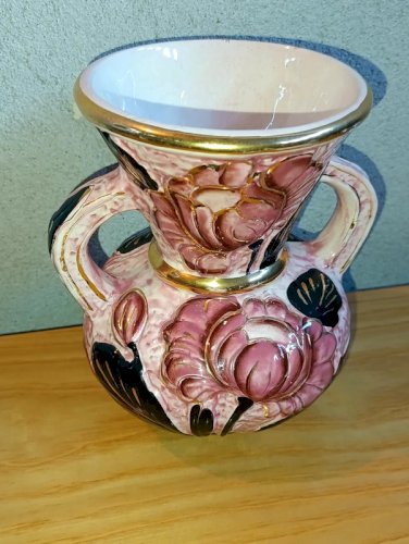 vase à decor floral vallauris signé JTF en bon etat