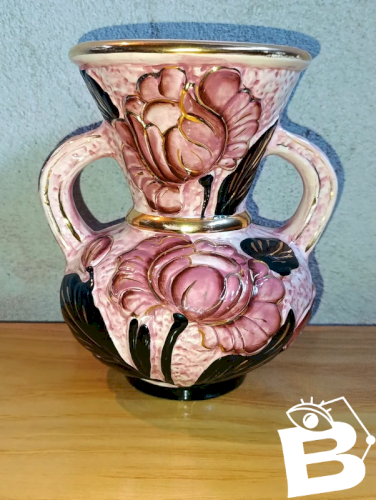 vase à decor floral vallauris signé JTF en bon etat