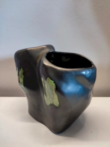 vase à double ouverture noir nacré année 50-70 en bon etat