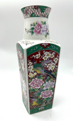Vase ancien chinois en porcelaine Famille Verte – Oiseaux et pivoines – XIXe siè