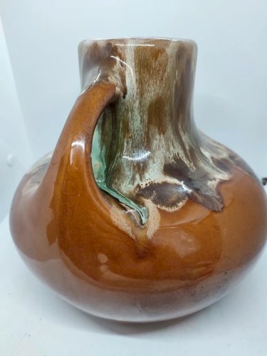 Vase ancien  en grès de Saint Amand premiere partie du 20eme siecle signé Bady en bon etat