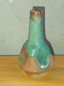 vase  ancien style  gourde en bon etat
