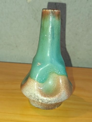 vase  ancien style  gourde en bon etat