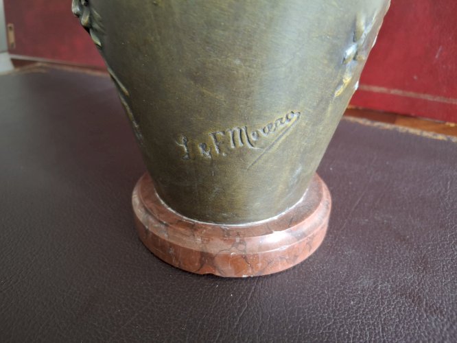 Vase art nouveau en régule à triple patine signé Louis et François Moreau