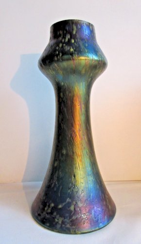 Vase Art Nouveau en verre iridescent multicolore, Loetz Kralik, 24 cm