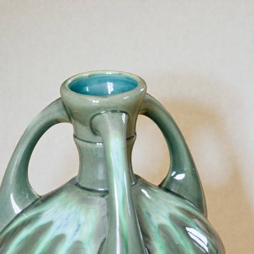 Vase Art Nouveau signé Gustave de Bruyn Fives-Lille