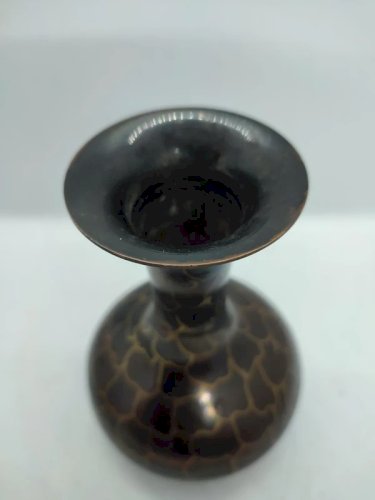 vase asiatique cloisonné en laiton  en bon etat