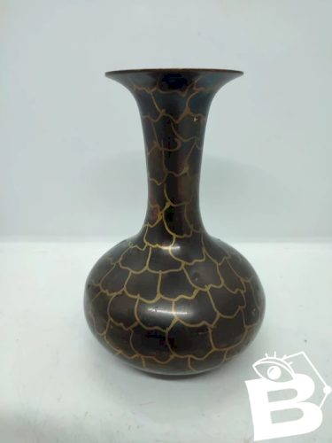 vase asiatique cloisonné en laiton  en bon etat