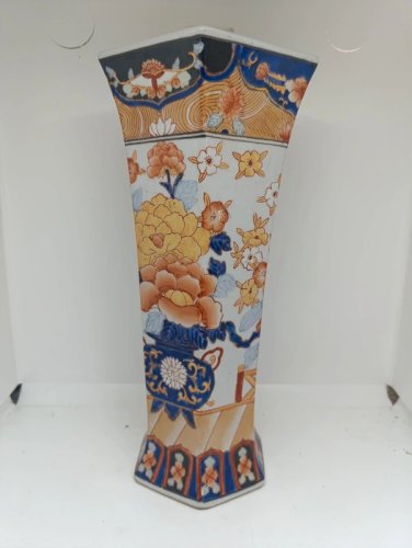 vase asiatique style imari en bon etat