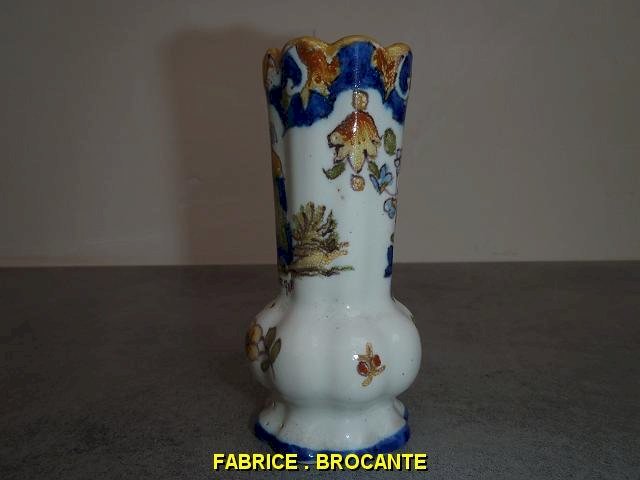 VASE AUVERGNE EN FAIENCE