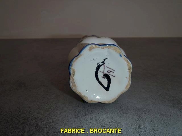 VASE AUVERGNE EN FAIENCE