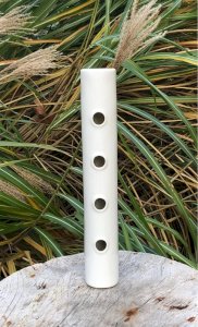 Vase blanc allongé en porcelaine Serax Maison d Être