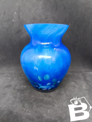 vase bleu en verre à incrustation coloré signé Sony en bon etat