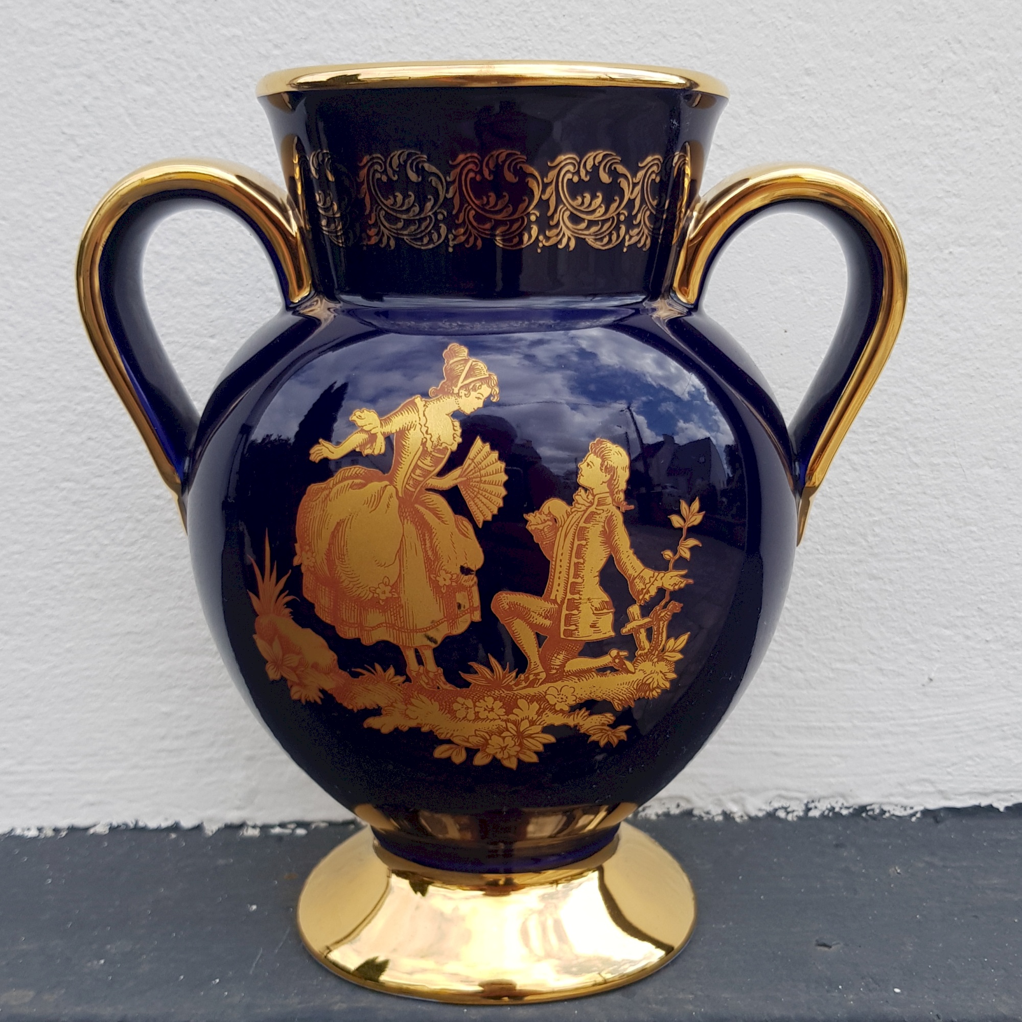 Vase bleu et or porcelaine de Limoges Bleu/Doré Illustration
