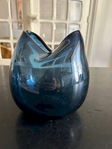 vase bleu scandinave