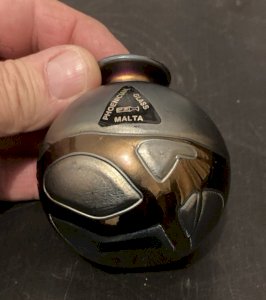 vase boule  miniature verre Phoenician Malta Glass artisanat verrerie