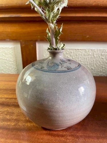 Vase boule vintage signé