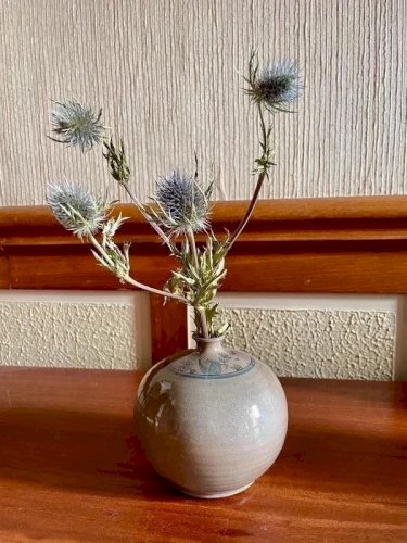 Vase boule vintage signé