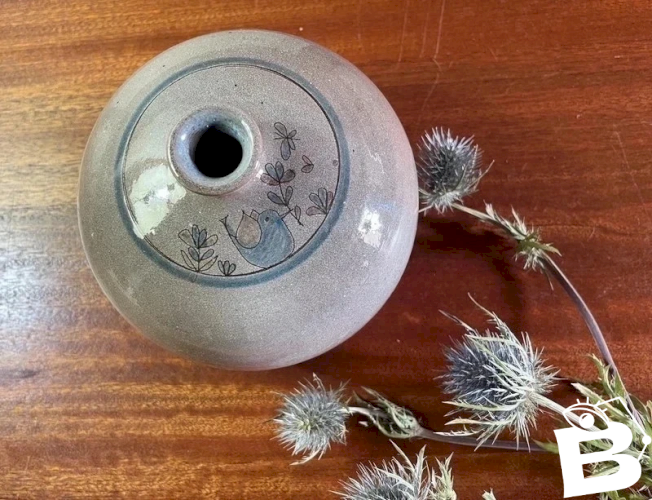 Vase boule vintage signé