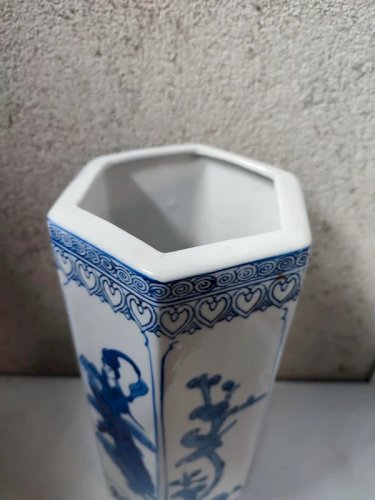 vase chinois a decor floral et de femmes deuxieme partie du 20eme siecle en bon etat