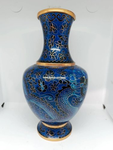 vase cloisonné chinois bleu à decor de dragon en bon etat