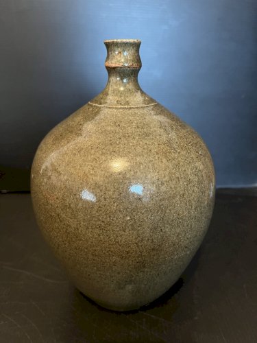 Vase contemporain en grès émaillé kaki artisanat poterie potier art pop