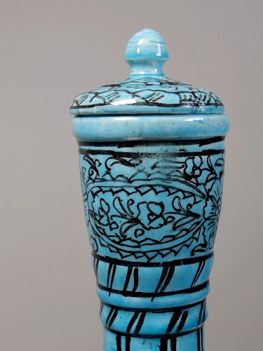 Vase couvert ou jarre Persane poterie glacée Iznik turquoise peinte vintage