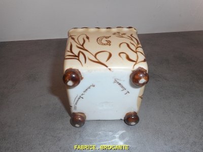 dot