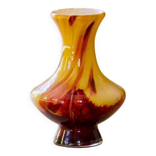 Vase de Murano en verre opalin soufflé circa 1960