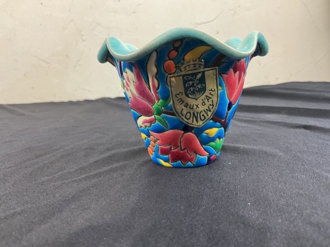 Vase EMAUX de LONGWY FRANCE FORME MOUCHOIRS