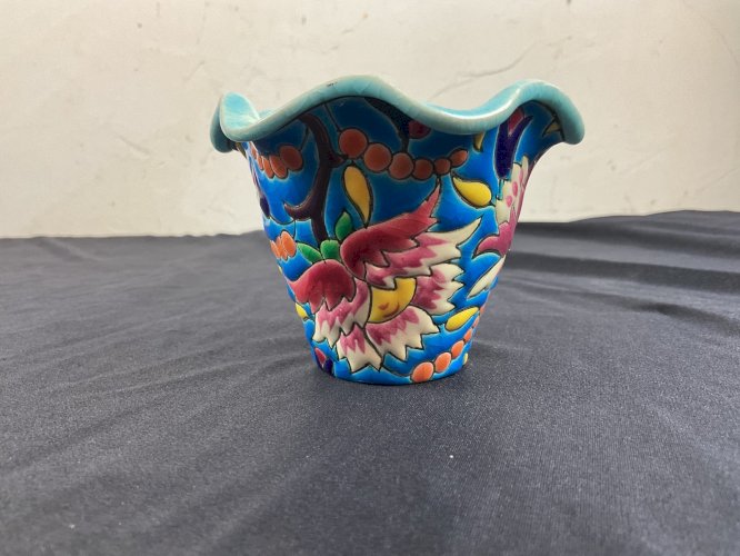 Vase EMAUX de LONGWY FRANCE FORME MOUCHOIRS