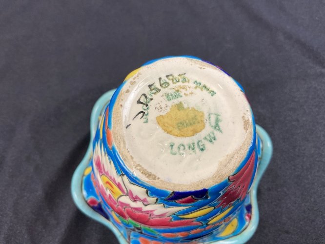 Vase EMAUX de LONGWY FRANCE FORME MOUCHOIRS