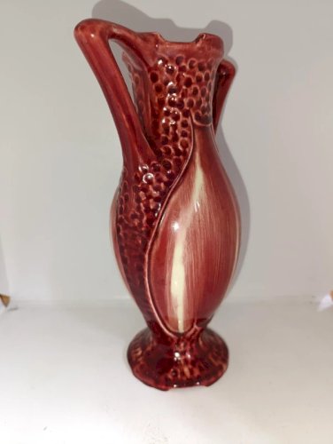 vase en barbotine vierzon signature au papillon louis gueule ? en bon etat