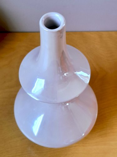 Vase en céramique blanche 