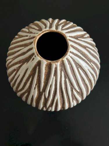 vase en céramique striée 1970