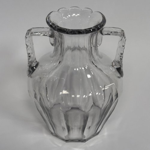Vase en cristal avec anses Baccarat XIXe pans coupés L9321