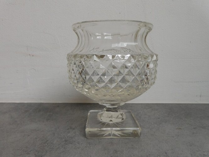 VASE EN CRISTAL BLANC N° 10