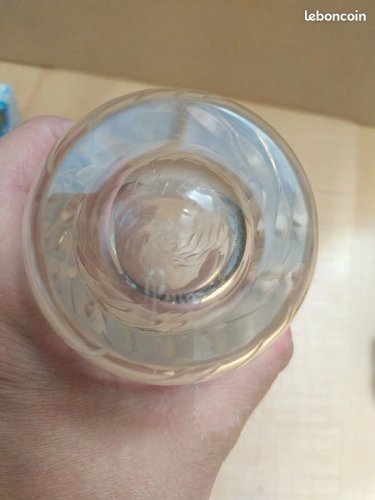 Vase En Cristal De Bohême Torsade Signe En Bon État.