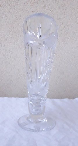 Vase en cristal taillé