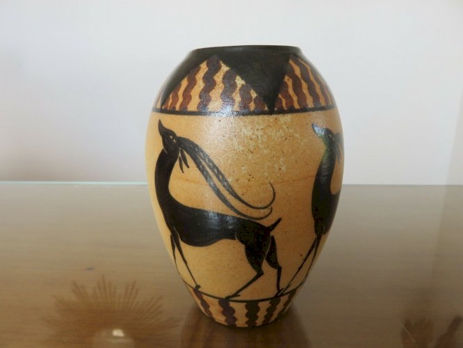 VASE EN GRES EMAILLE DE CIBOURE SIGNE ETIENNE VILOTTE.