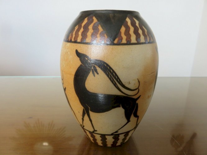 VASE EN GRES EMAILLE DE CIBOURE SIGNE ETIENNE VILOTTE.