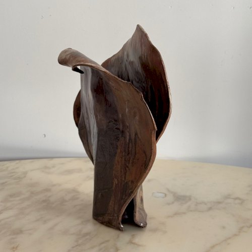 Vase en grès flammé décor de feuillage vers 1970 M4019
