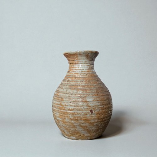 Vase en grès signé / Puisaye / Lion