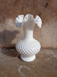 Vintage opaline vase