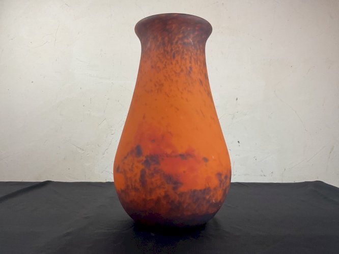 Vase en pâte de verre marmoréen signé MULLER Frères Lunéville