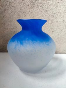 blue gradient glass vase in Murano style in good condition