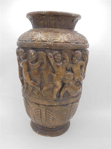 Vase en plâtre
