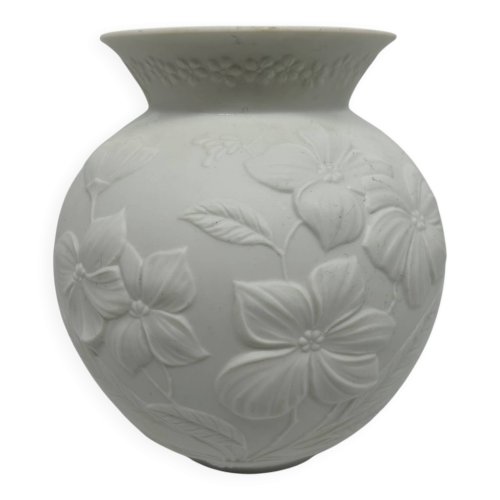 vase en porcelaine biscuit Kaiser
